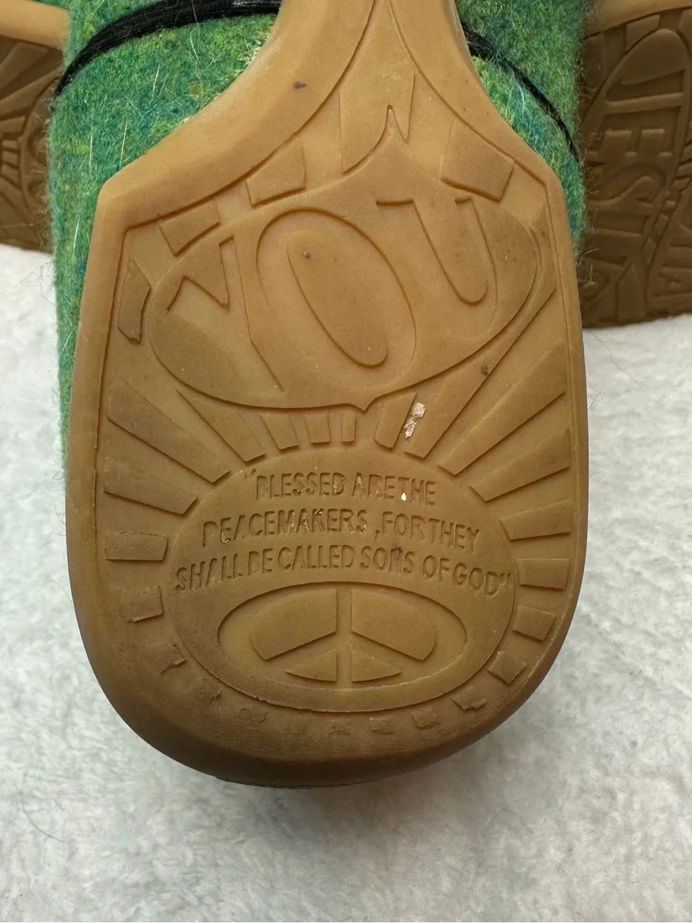 John Fluevog Dayan Peacemaker Green Vegan Felt Slippers EU 41 US M8 / W10